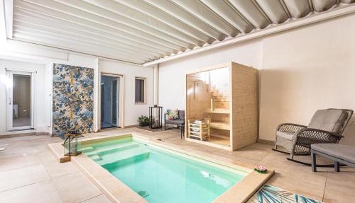 Pasitea Luxury Suite by BarbarHouse