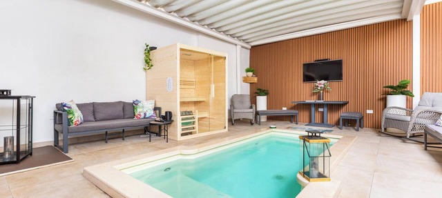 Pasitea Luxury Suite by BarbarHouse