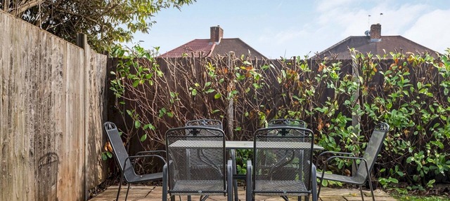 Pass the Keys | Spacious 4-Bedroom Family Home with Garden