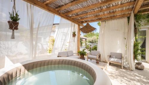 Pathos Guest House