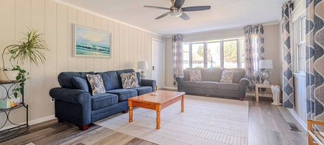 Peaceful 3BR Home Near SU, Sports Fields, Civic Center, Zoo & Ocean City