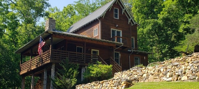 Peaceful Creekside Retreat w/Fire Pit & Game Room Near Historic Lexington, VA