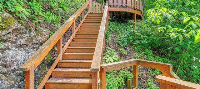 Peaceful South Holston Lake Cabin w/Dock & Deck!