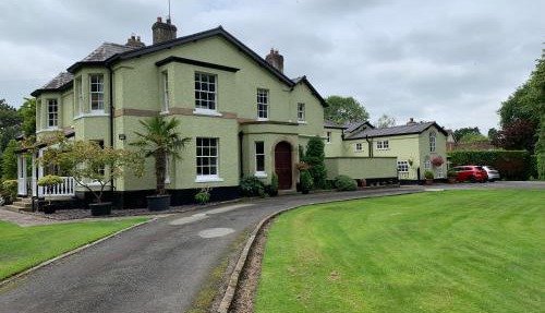Pear Tree House 2 bed apartment