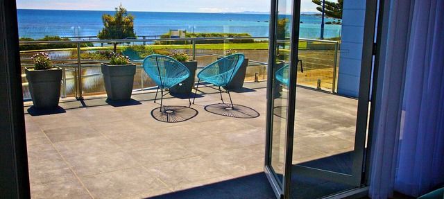 Penguin Beachfront Apartments