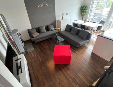 Penthouse-Wohnung - Balkon - Dachterrasse - Zentrum