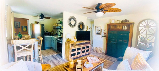 Perfect Beach Bliss Cottage with Best Sunsets and Steps Away from Beach!