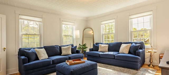 Pet-Friendly 2BR Getaway Near Killington & Woodstock