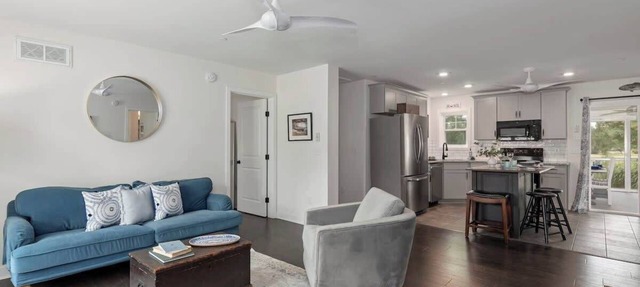 Pet-Friendly Cottage on Tilghman Island | Minutes to St. Michaels