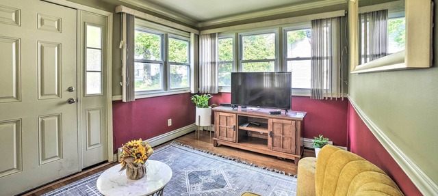Pet-friendly Latham Retreat ~ 7 Mi to Albany!