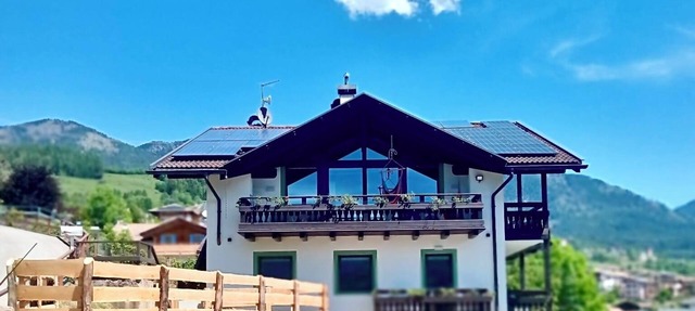 Pet-Friendly 'Pozza Apartment NE' with Mountain View