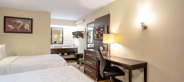 Pet Stays Free! With Free Parking for Your Convenience!
