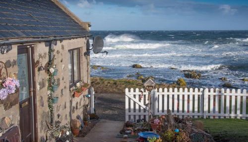 Pew with a View - Seafront Cottages