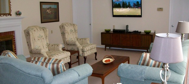 Phillips Academy Area – Ideal for Families Visiting Campus & Touring New England