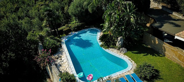 Piccolo Paradiso, elegant villa with swimming pool, sea view, between Rome and Naples