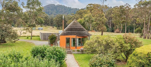Picturesque Couples Studio at Herons Rise Vineyard