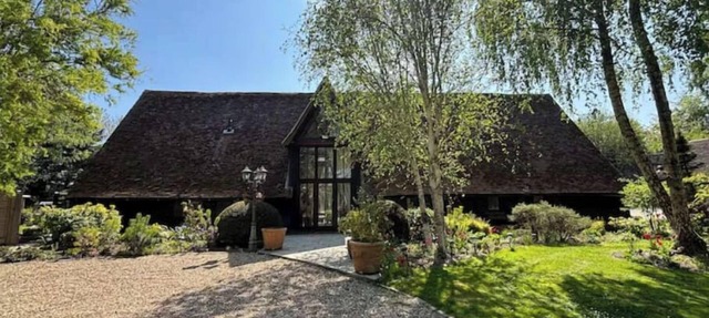 Plum Pudding Barn