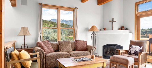 Plush Adobe - 2-BR, 2-Bath townhouse, double-living rooms, cook's kitchen, cedar deck, garden