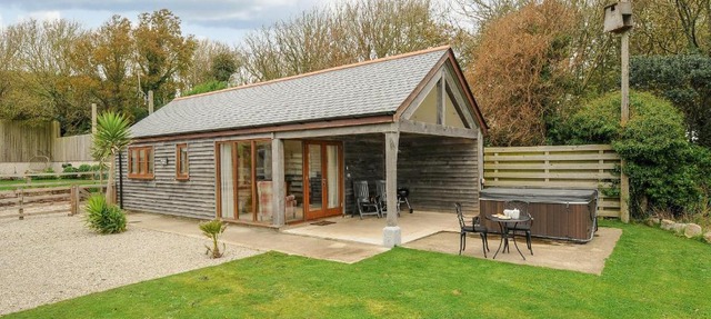 Pol Glas Cabin