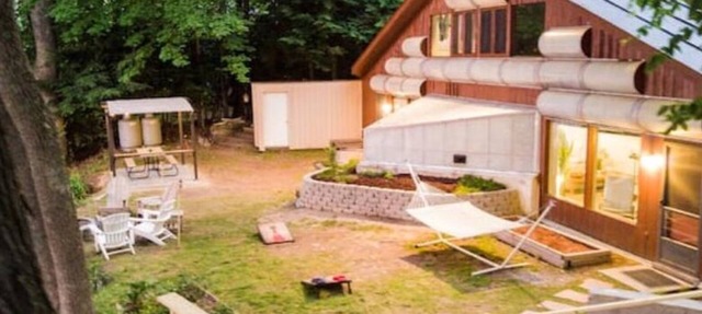 Pond-Front Passive Solar Architectural House
