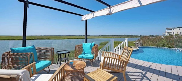 Pool, Dock & Unforgettable Back Bay Bliss Views