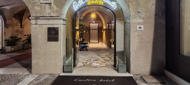 Porta Altinia