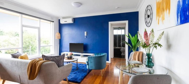Prahran Chic & Cozy Retreat