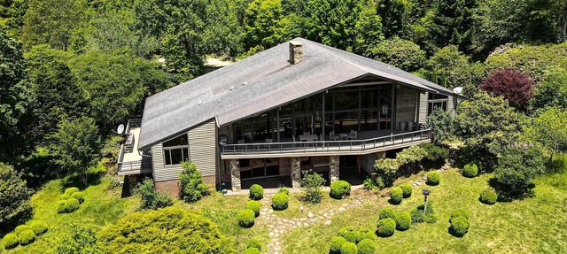 Premier Appalachian Living w/ Panoramic Mtn Vistas