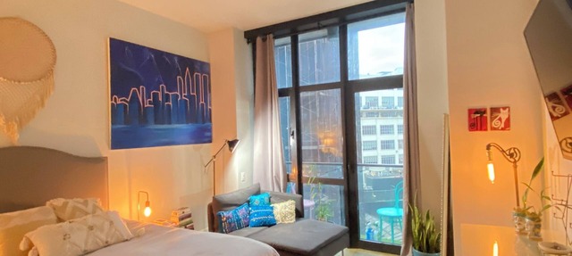 Pristine mini loft in luxury building in LIC