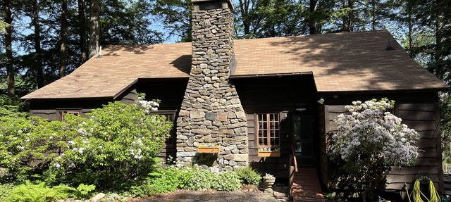 Pristine Private Lakefront Cottage in West Hartland CT - Two Season Rentals