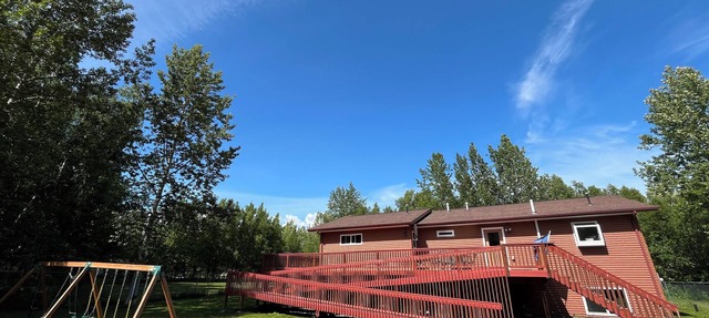 Private 5-Bed/2.5-Bath Home w/Full Kitchen, Steam Sauna, Wi-Fi, and Laundry
