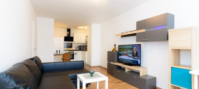 Private apartments close to subway
