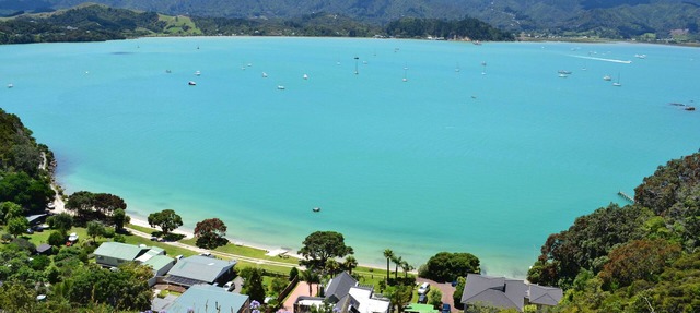Private Bay Beachfront - Stunning Location!