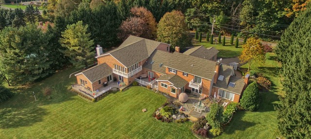 Private Berks County Estate ~ Overlooking Kutztown And Surrounding Lehigh Valley