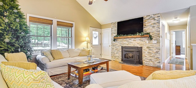 Private Community Beach: Family Conway Retreat!