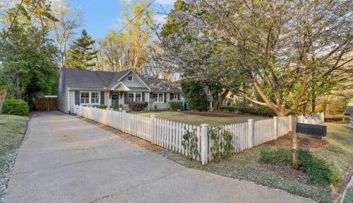 Private Compound in Decatur