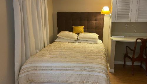 Private, Convenient & Cozy Stay Near Boston