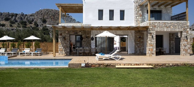 Private Deluxe 3 bedroom villa in Lindos , villa Alkyoni