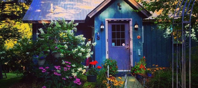 Private Green Mountain get-away with pond in Ripton*
