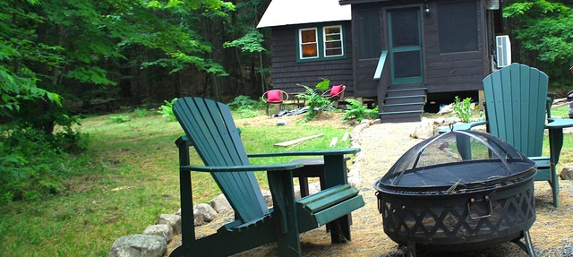 Private Pinecone Cabin just steps away from ADK Rail Trail and Lake