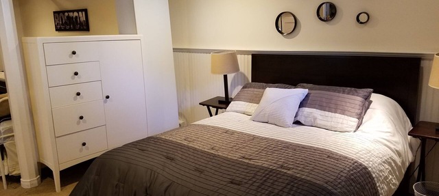 Private, Spacious Suite, Private Entrance, near Boston