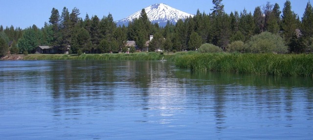 Private Studio On The Big Deschutes River