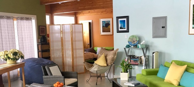 Private Suite with a Sweet View. Spacious, close to town, dog friendly
