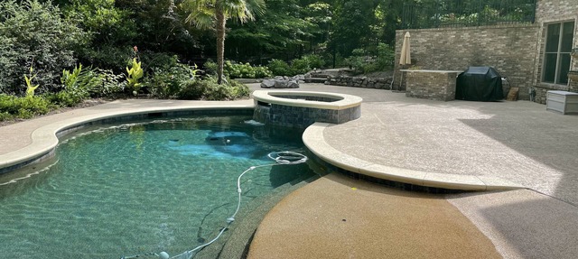 Private Vacation Resort: Pool, Spa, Gym, Kitchen, Laundry, in Tranquil Setting