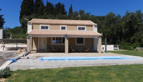 Private Villa Maothis