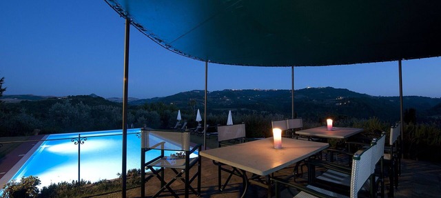 Private Villa with A/C, WIFI, private pool, TV, patio, panoramic view, close to San Gimignano