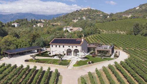 Progress Country & Wine House