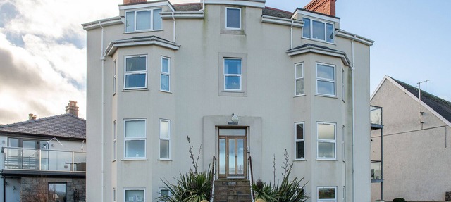 Puffin View - One Bedroom Cottage, Sleeps 2