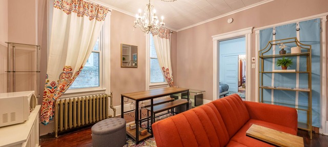 Quaint & charming century-old brownstone near NYC