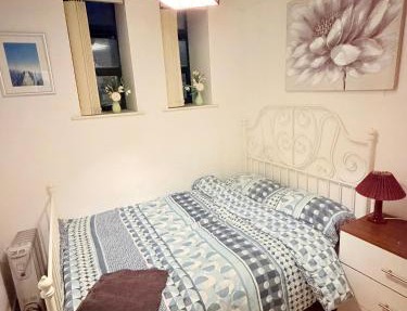 Quick Stop Double Bed Flat - Bradford City Center